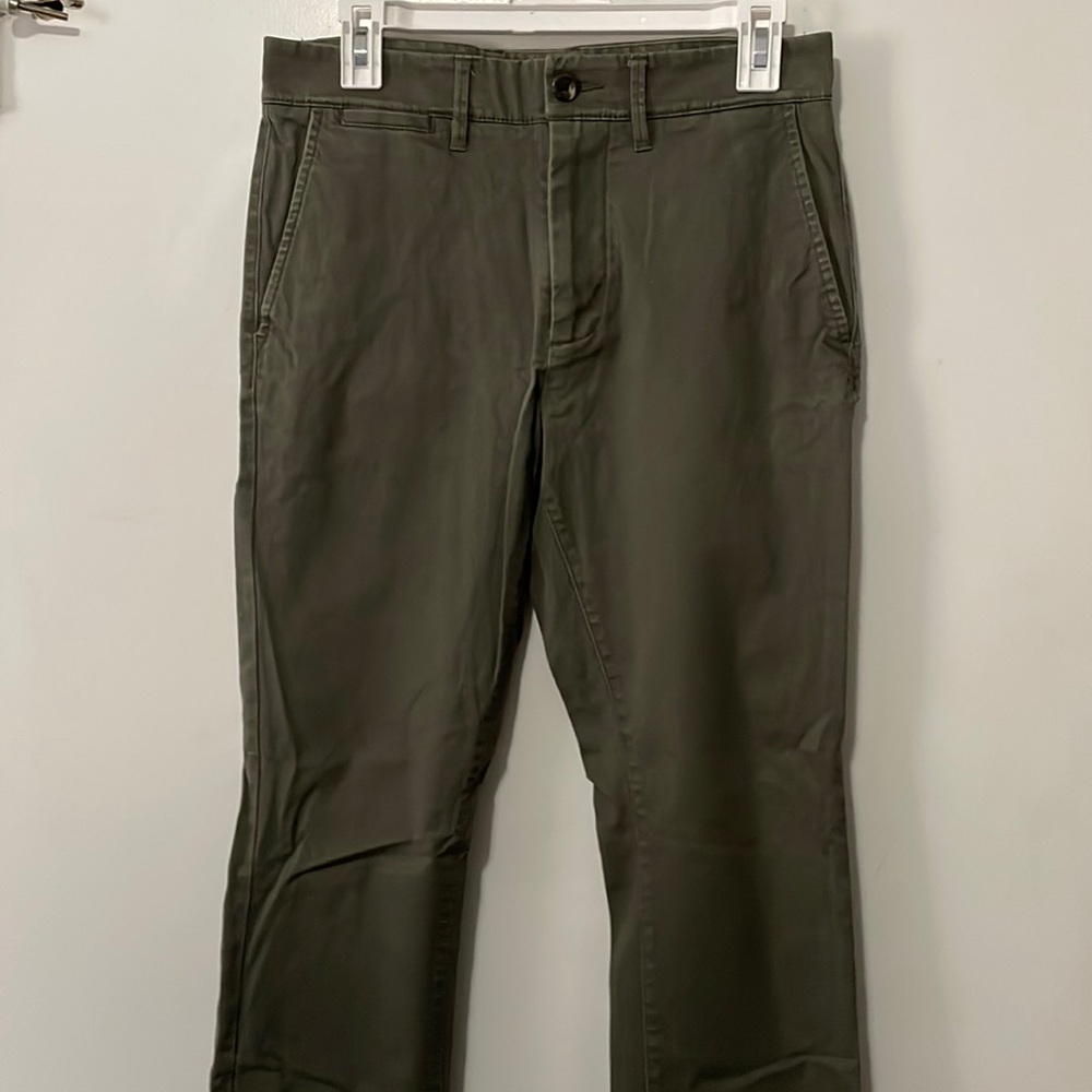 Goodfellow Chinos